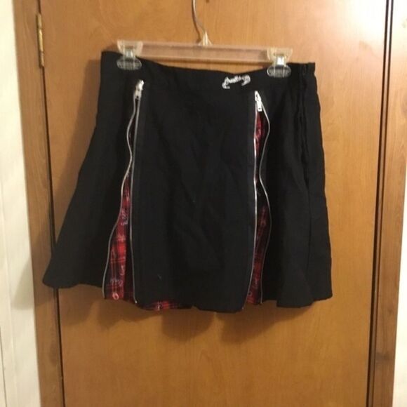 Disney Dresses & Skirts - Black and Red Plaid Pleated Disney Cruella Mini Skirt with Zipper Accents Xl